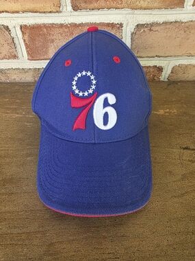 Philadelphia 76ers VINTAGE Blue Red White Baseball Cap
